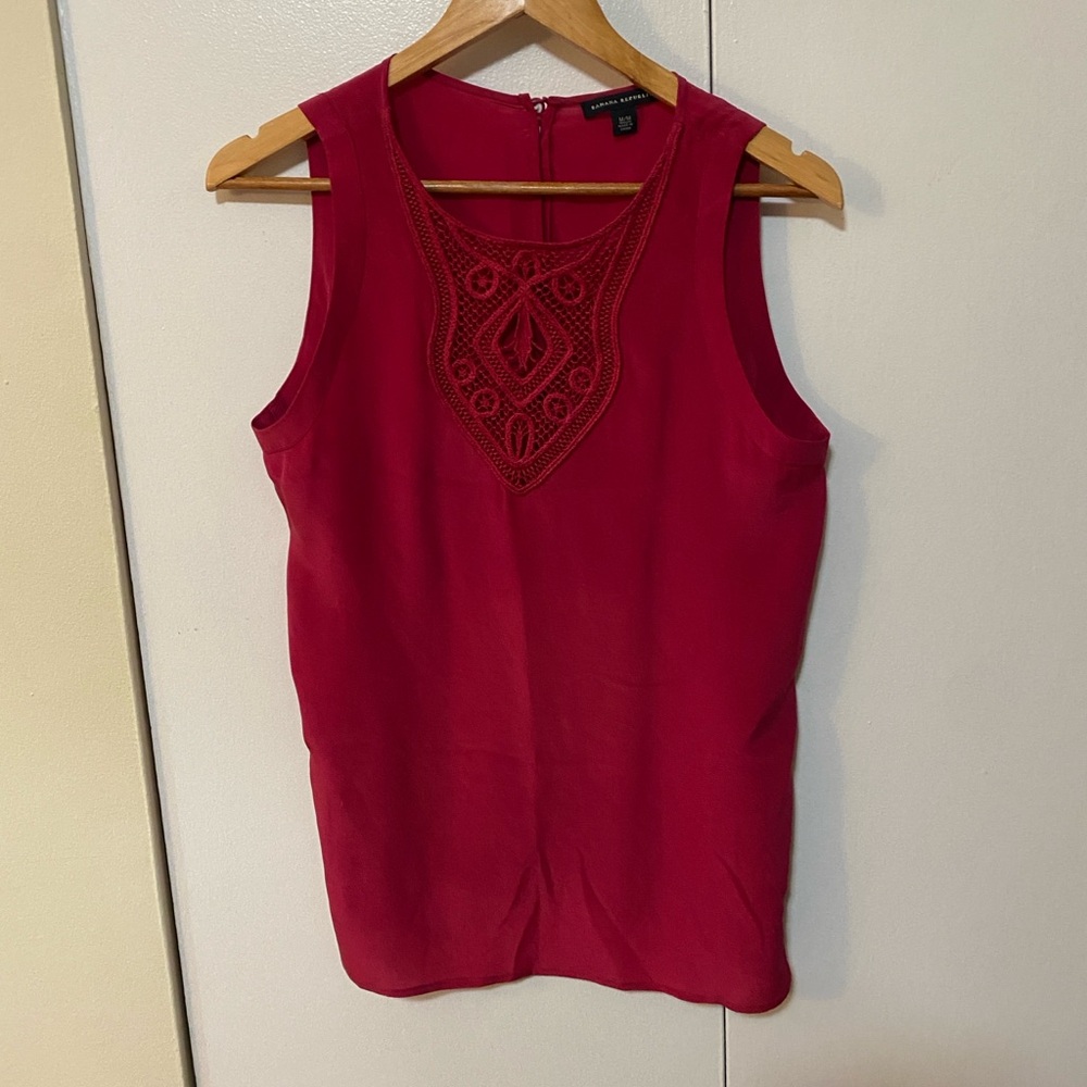 Banana Republic 100% Silk Embroidered Crochet Tank Top